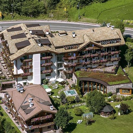 Hotel Gran Paradis Campitello di Fassa Exteriér fotografie